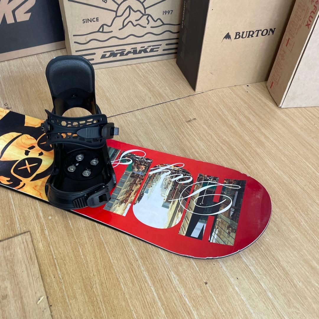 HOLIDAY×ZUMA　スノーボードセット　未使用バインディング付　ホリデー