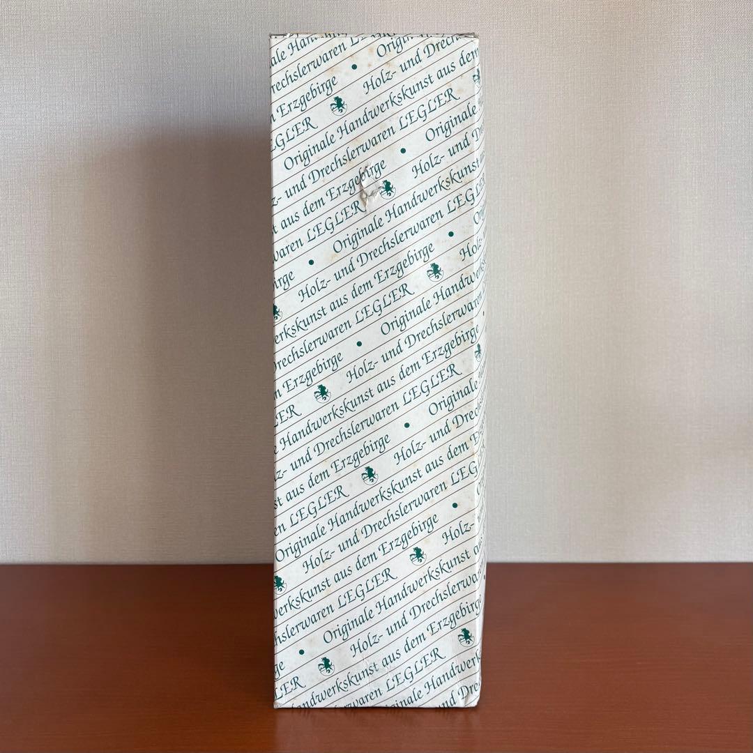 ドイツ エルツ山地 くるみ割り人形 王様 高さ35cm legler製