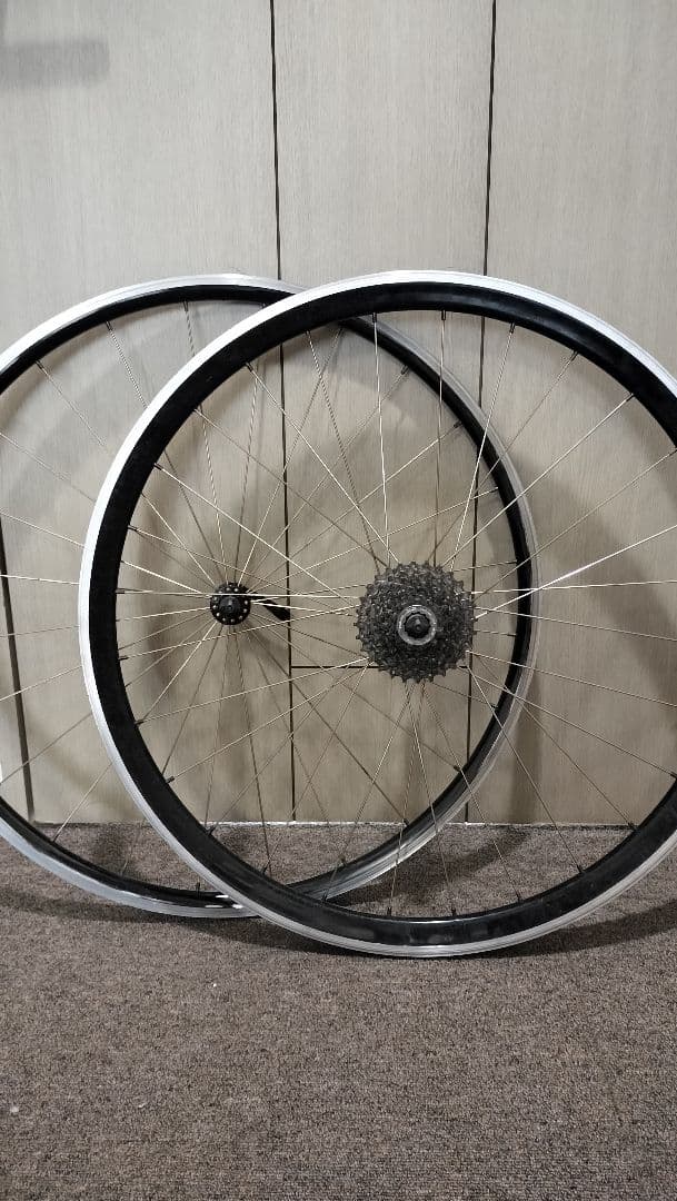 TNI Evolution Light Hub 完組ホイール 700c