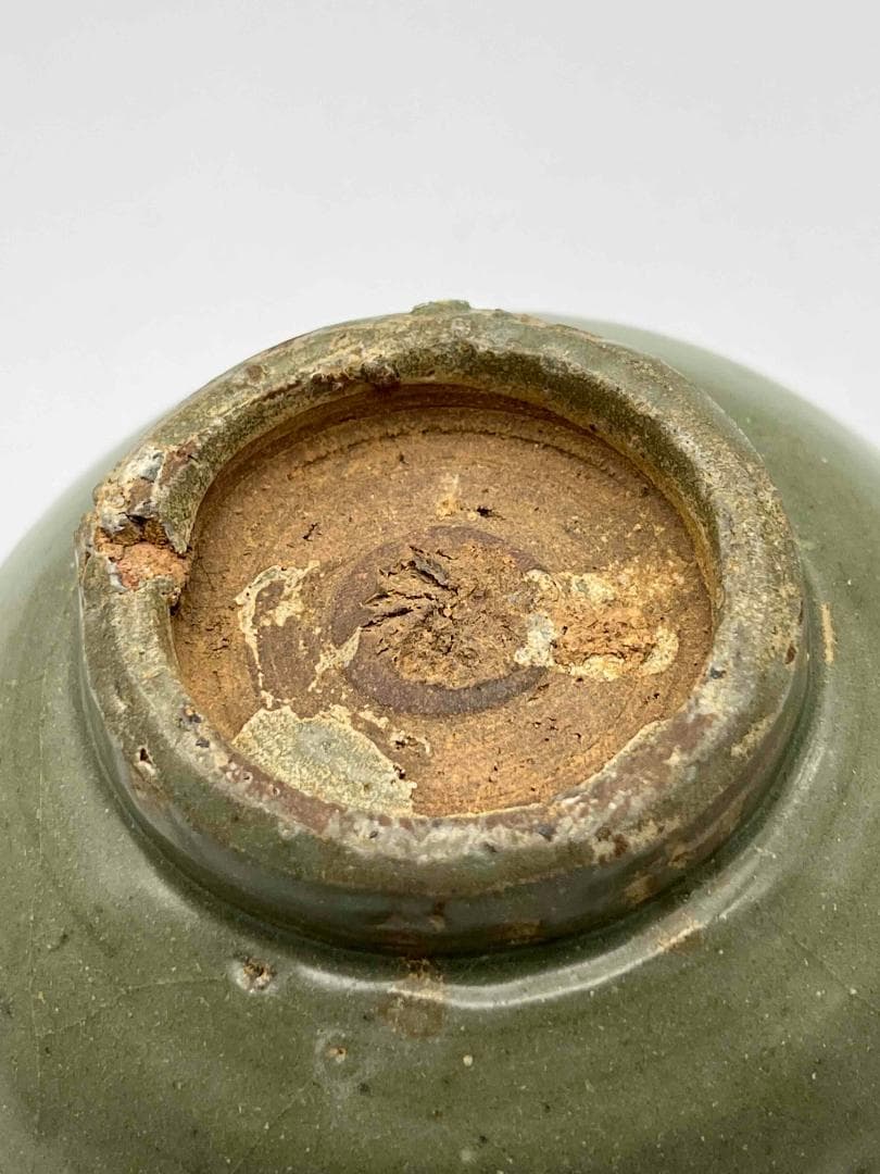 元時代　青磁　龍泉窯碗　青磁茶碗　唐物　古賞物　時代物　旧家蔵出し(D-57)