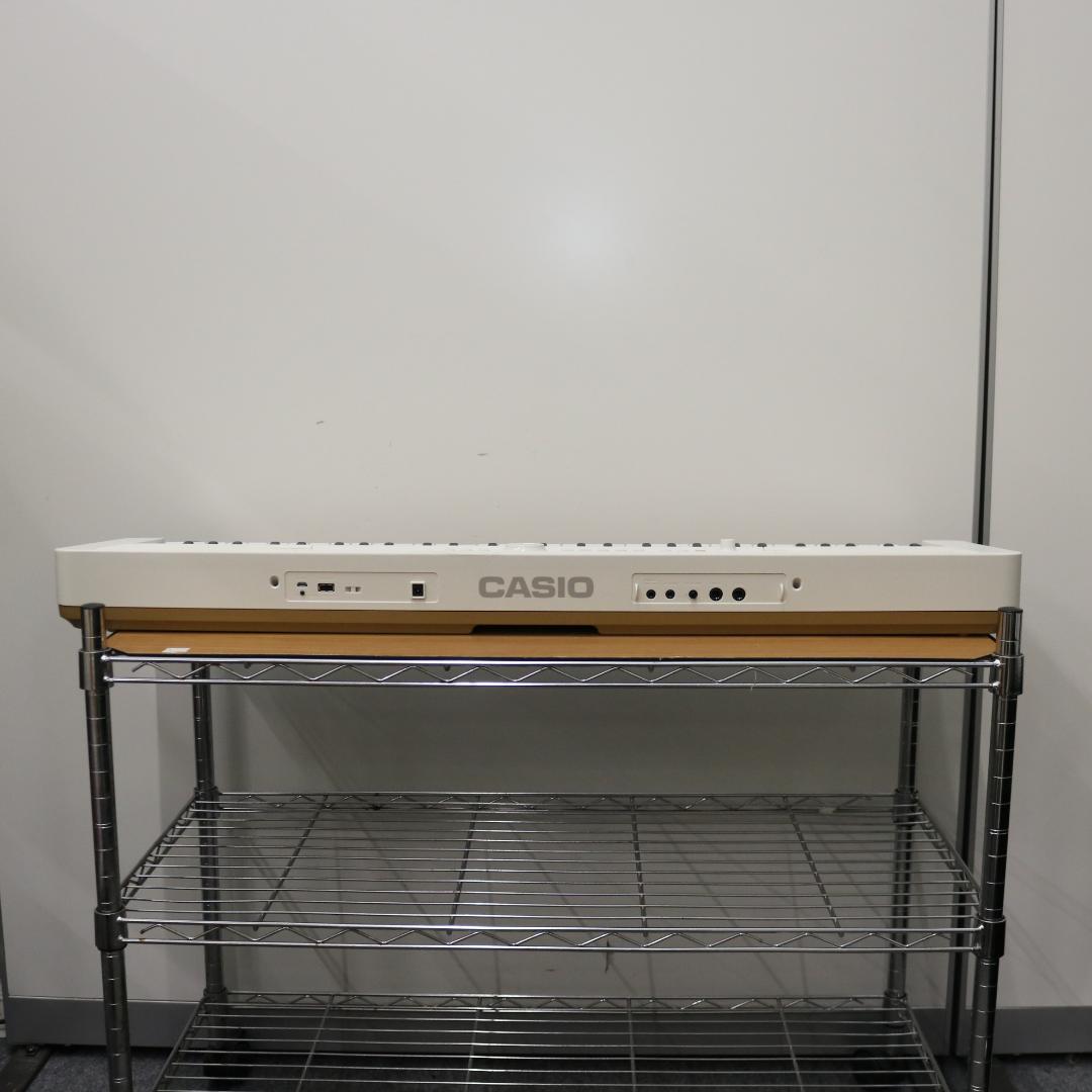 美品 CASIO 電子ピアノ 光ナビゲーション LK-526 2022年製