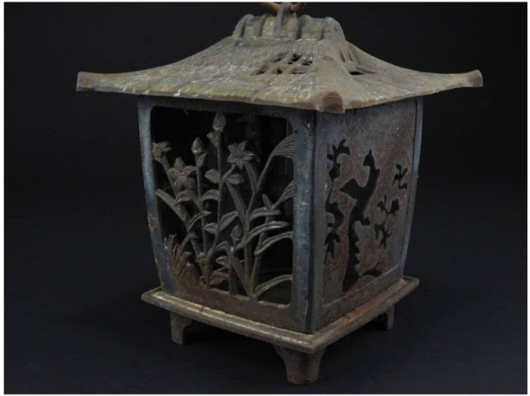 【美術品商】時代.鉄製松竹梅透.四角吊灯籠.吊灯篭.灯籠.燈篭.燈籠■仏具寺院庭