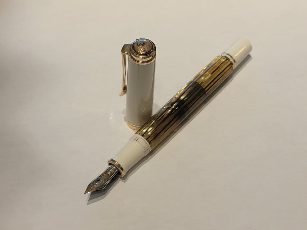 筆記具 PELIKAN Souveran M400 White Turtoise OM