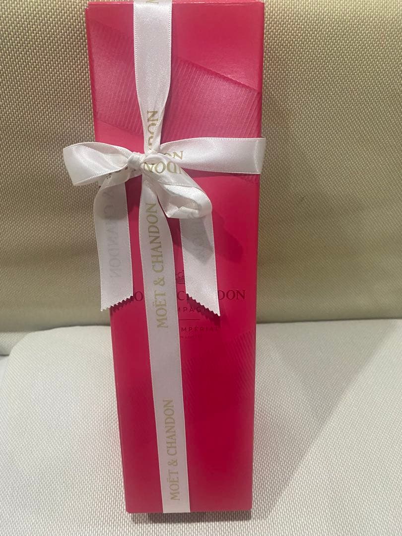 MOET & CHANDON ロゼ シェア ザ ラブ コレクション 750ml