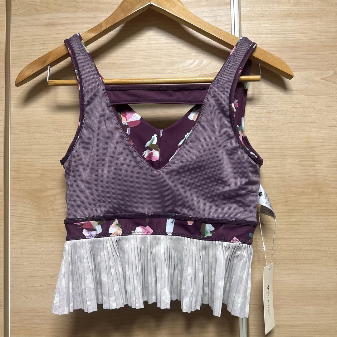 新品タグ付き　SUKALA ローズプリント　タンクトップ　ワイン　Ｌサイズ