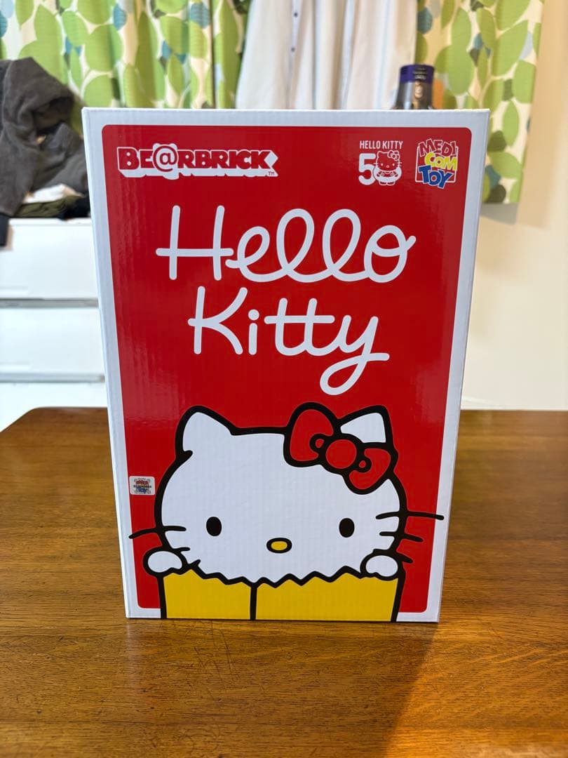 クリスマス値下げ！　ベアブリック 100% 400% ハローキティ 50周年記念