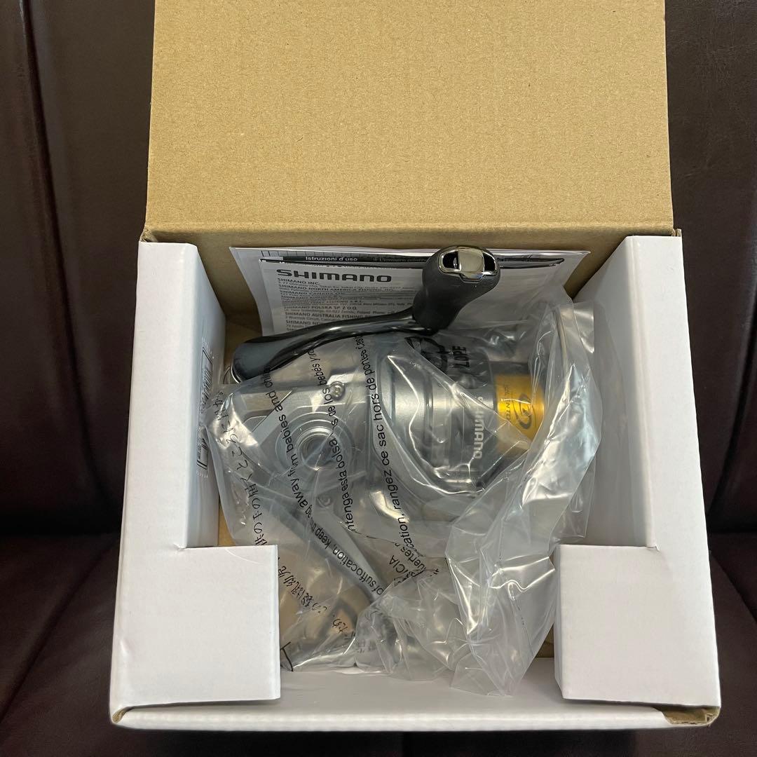 【新品】 SHIMANO 21 NASCI 2500SHG