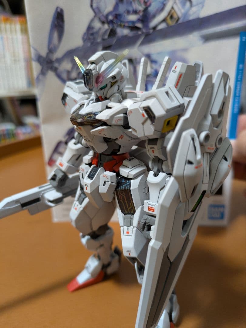 ガンダム　キャリバーン HGモデル ホワイト ガンダム完成品　塗装済