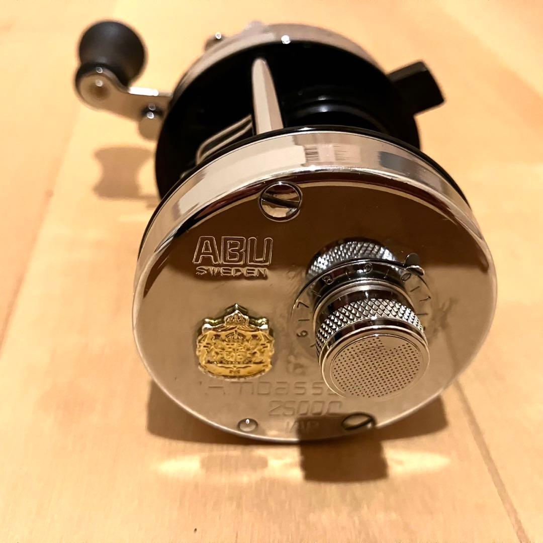 【美品】アブガルシア アンバサダー 2500C IARクローム