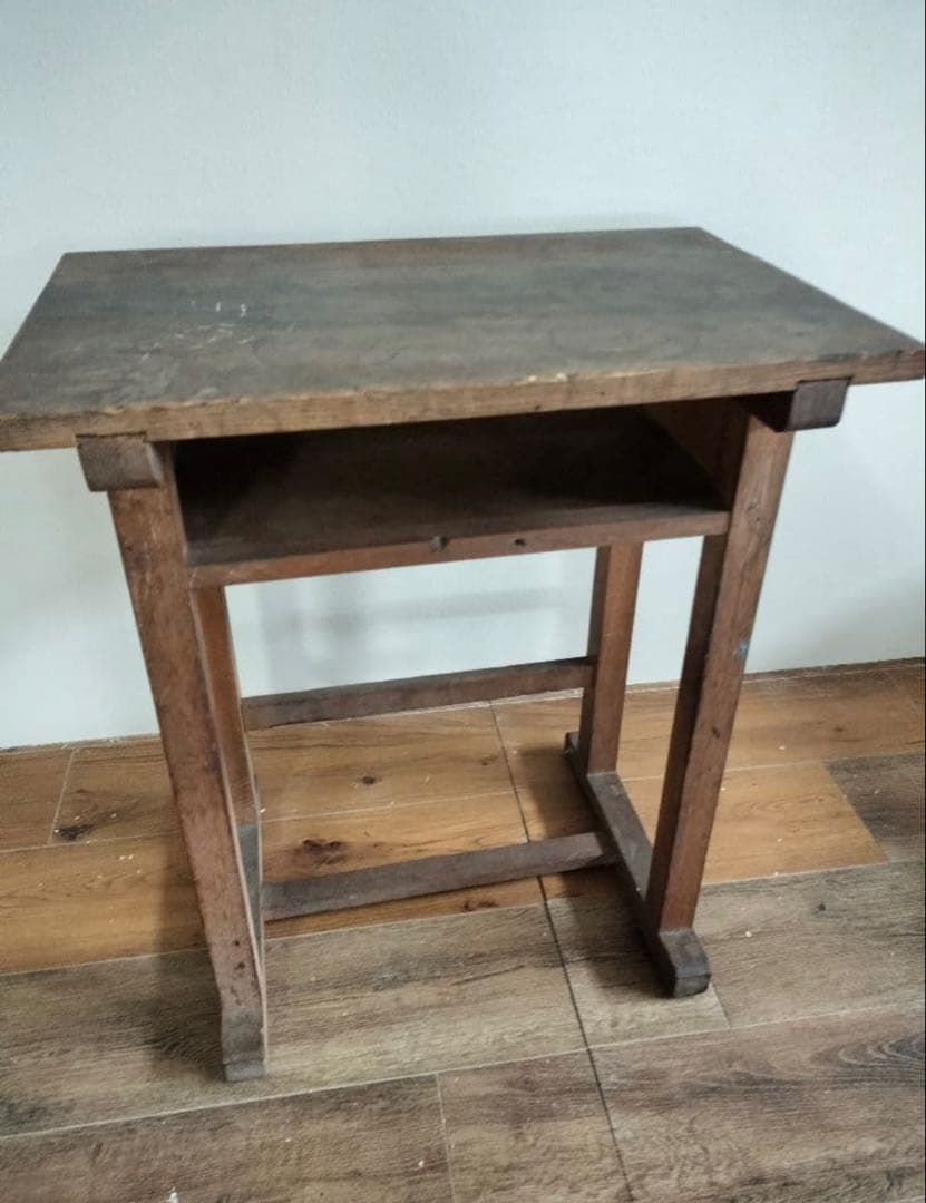 引っ越し前セール　アンティーク　机　学習机　古道具/昭和レトロ/小学校机