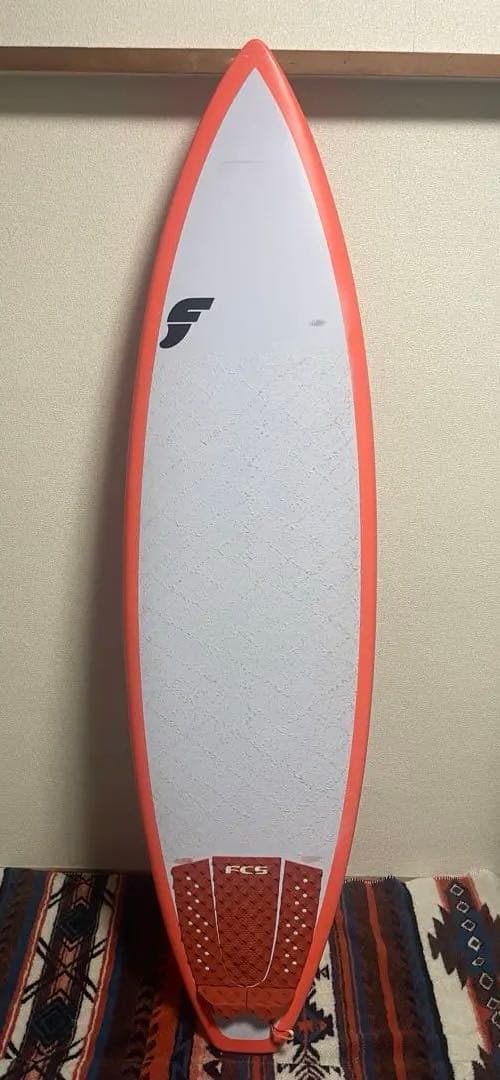 EBS 6'2 サーフボード フィン付き リーシュコードおまけ