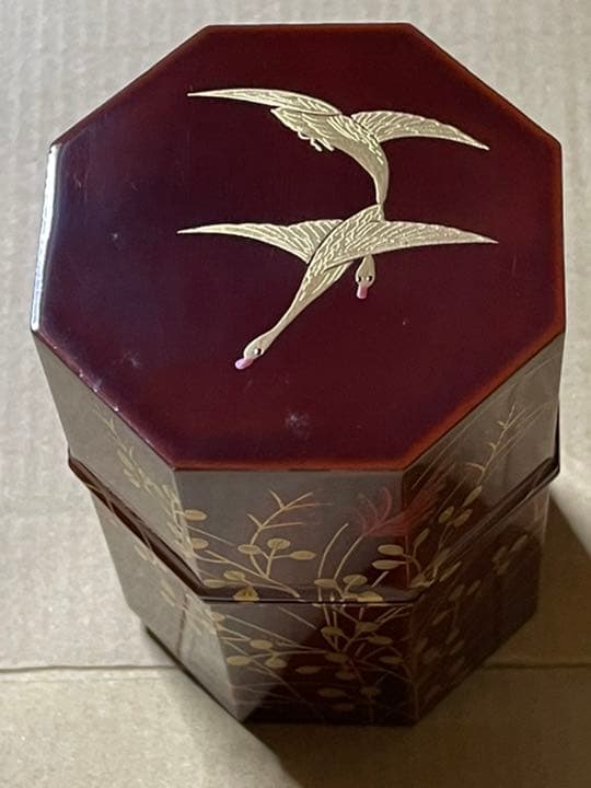 中村宗悦　萩に雁　紅溜塗　八角形