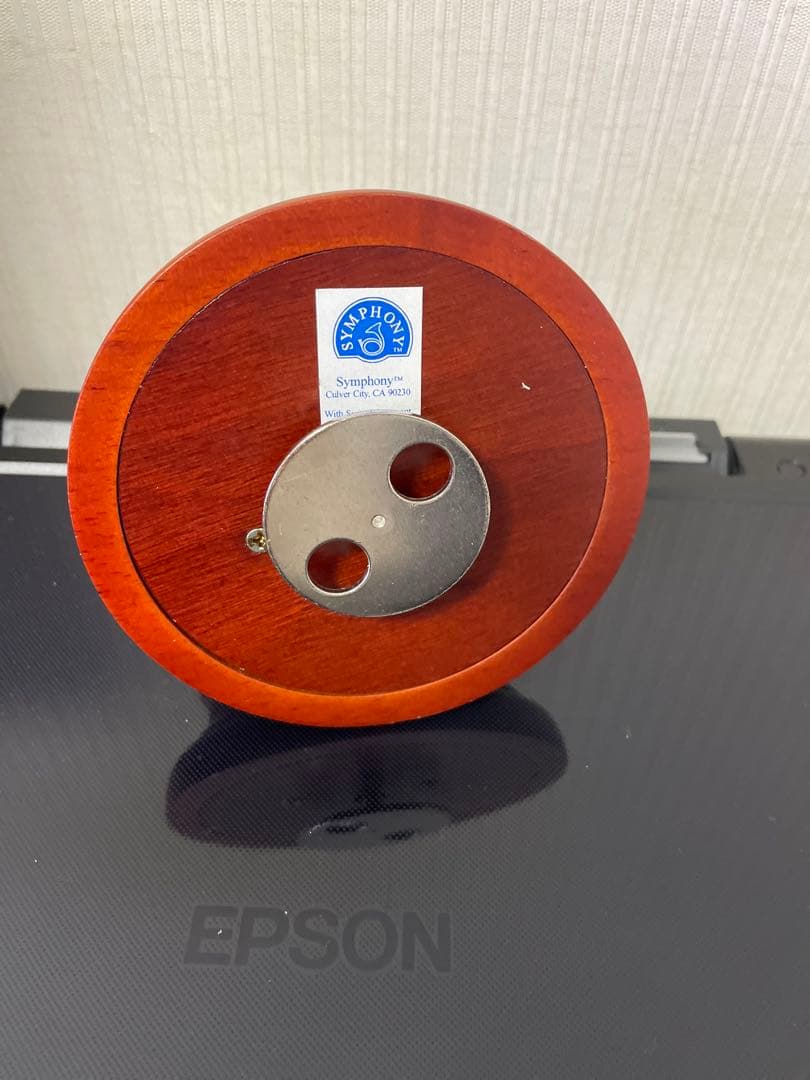 ガラス細工の回転木馬のオルゴール　アンティーク　レトロ