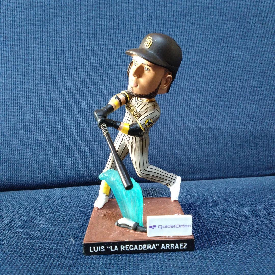 サンディエゴ•パドレス 背番号4 　　　ルイス・アラレズ ボブルヘッド