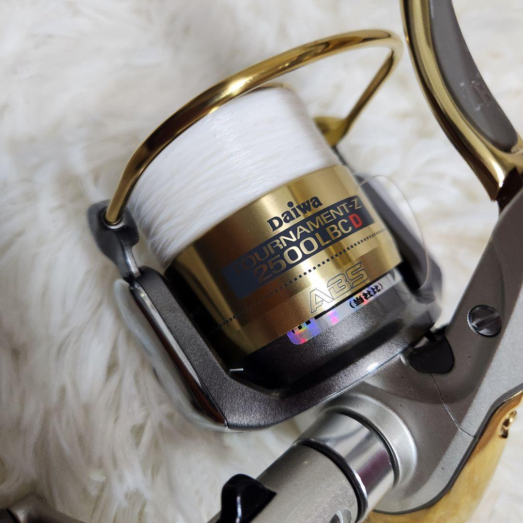 【極美品】DAIWA ドラグ付 レバーブレーキ トーナメントZ 2500LBCD