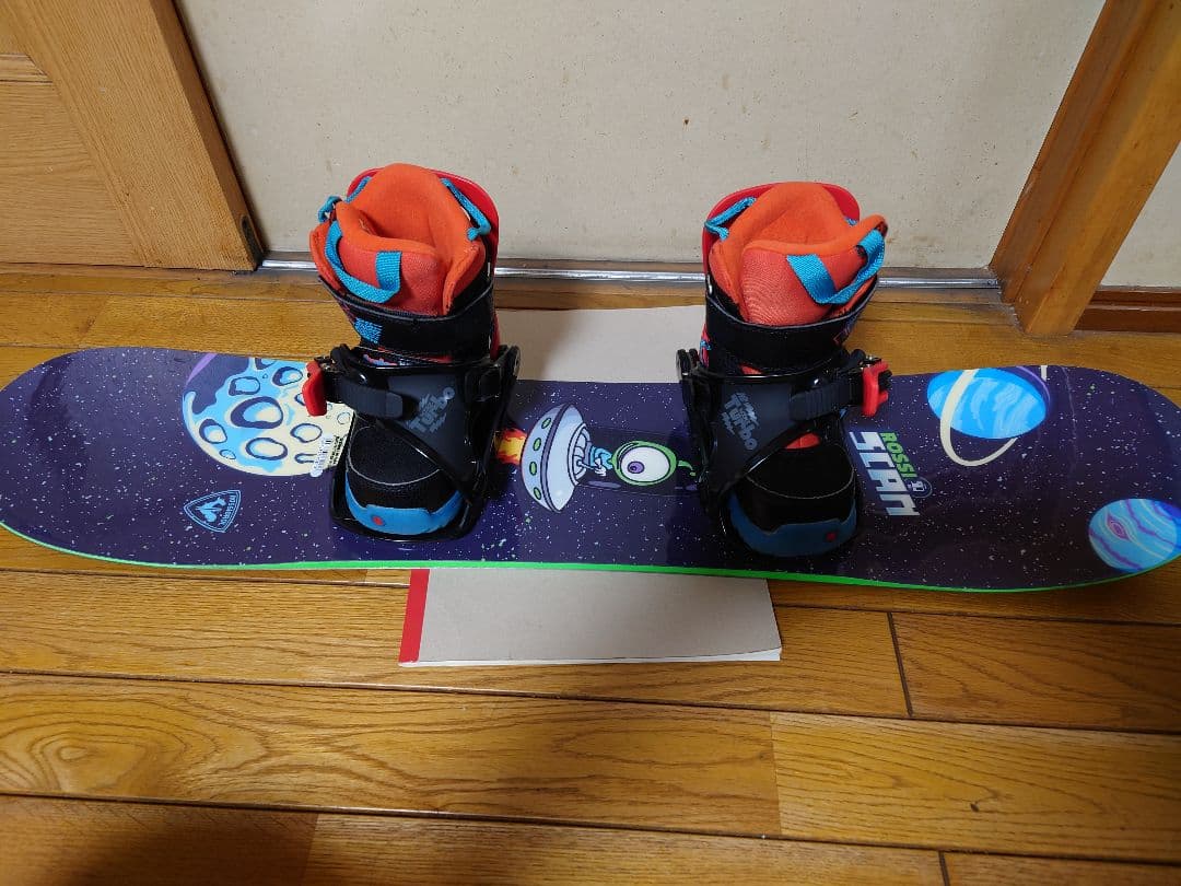 キッズ用　ロシニョール　スノーボード 3点セット ヘルメット付