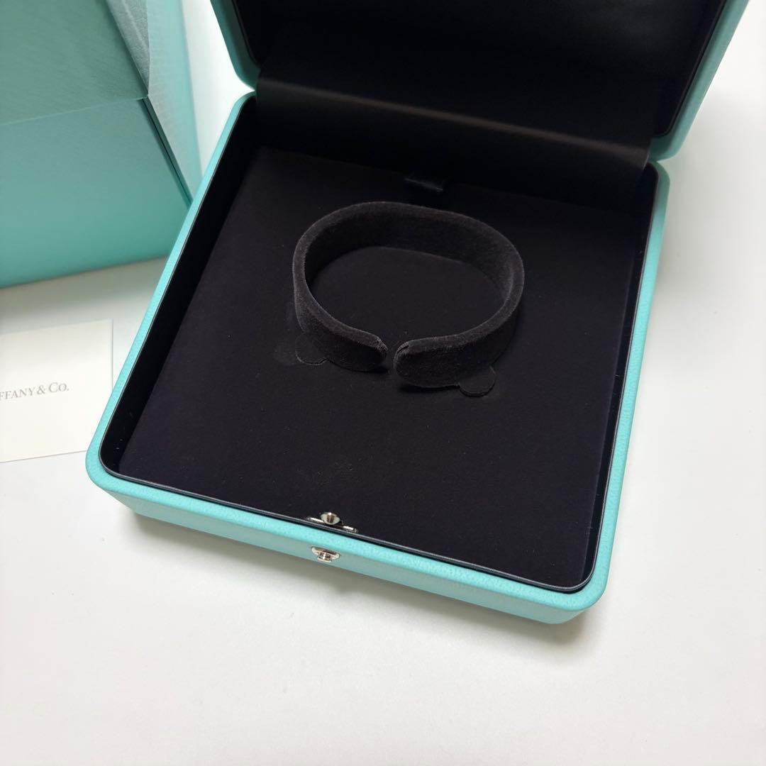 美品　ティファニー　バングルケース　空箱　ブレスレット　腕時計ケース　現行品