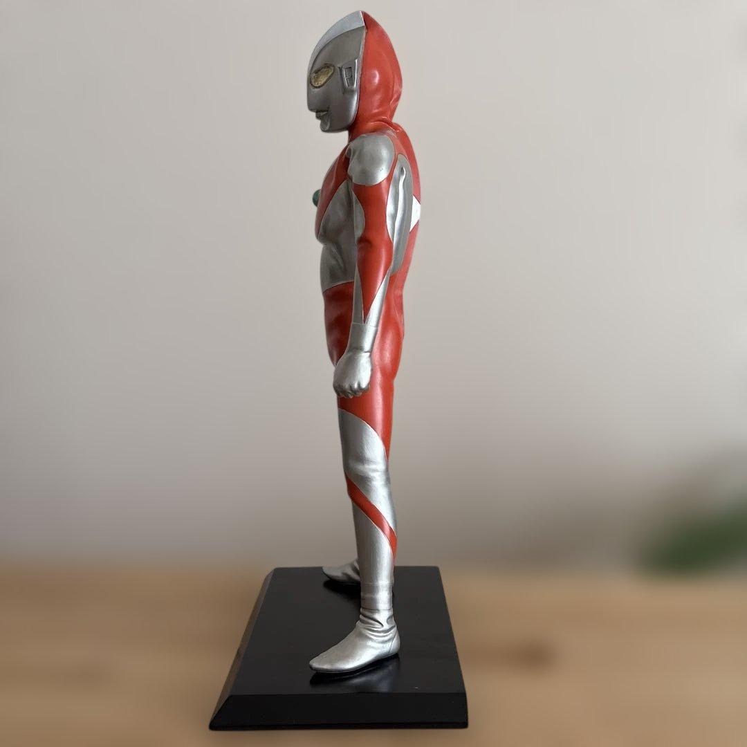 ウルトラマン フィギュア 約30cm