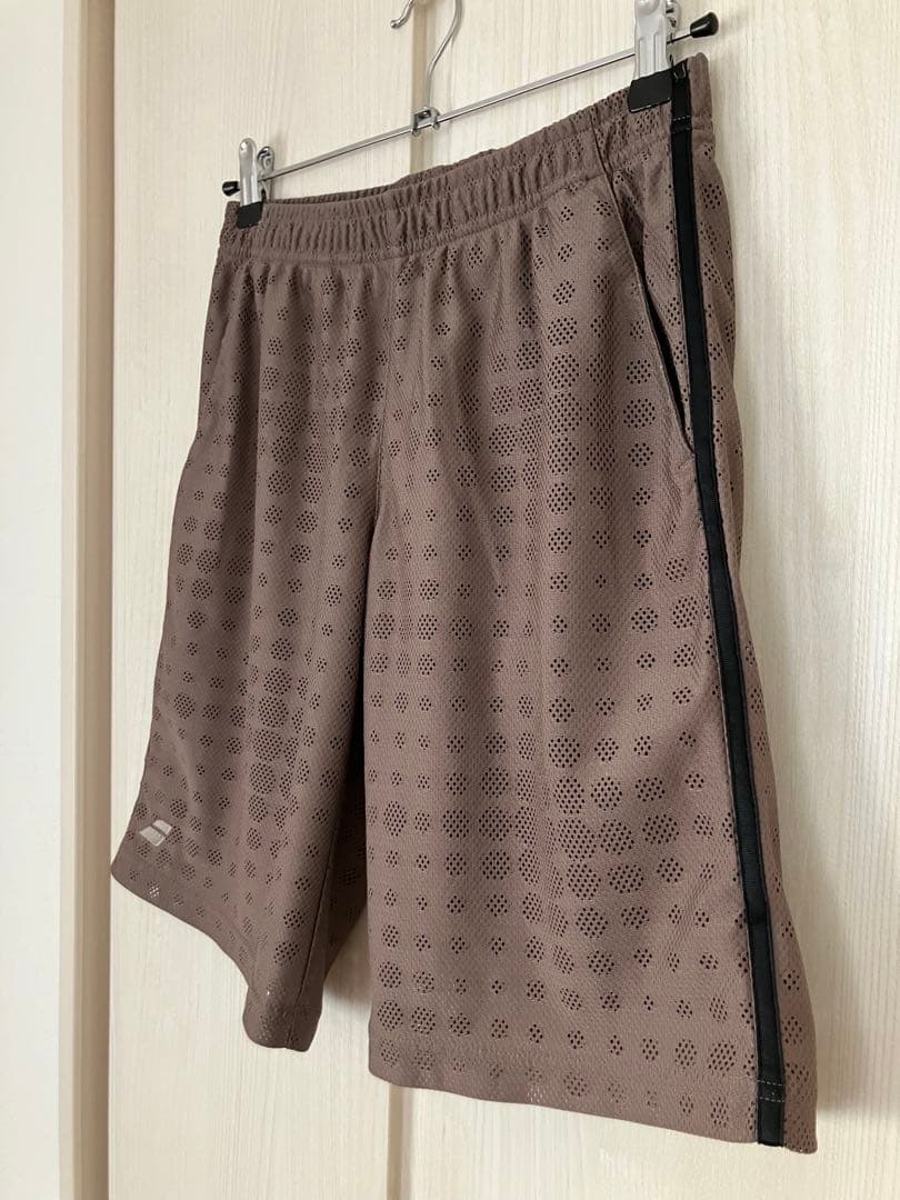 【超美品】BabolaTのテニスウェア（Tシャツ&パンツ）｜ベージュ×ブラウン