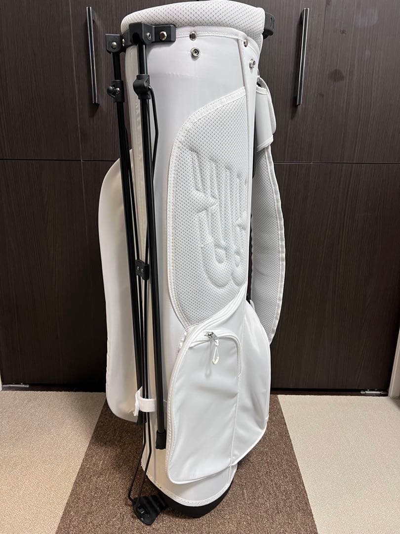 【美品】ニューバランス ゴルフ 軽量 スリムキャディバッグ８型【ホワイト】