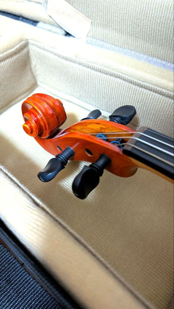 美品　SUZUKI　No.200e　4/4　2010年製　弓2本　フルセット