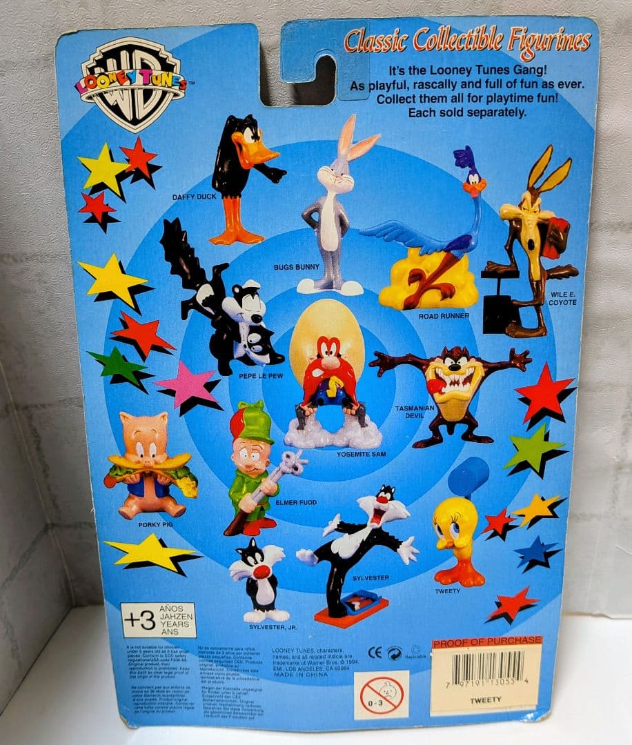 WARNER BROS ルーニーテューンズ 未開封ヴィンテージフィギュア4体！