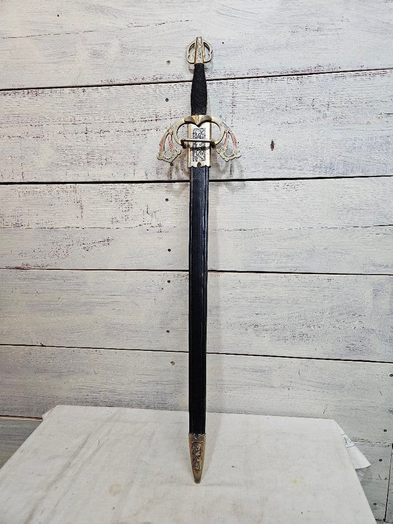 西洋 ヴィンテージ 模造刀 サーベル 剣 ヨーロッパ 店舗什器 コスプレ 衣装