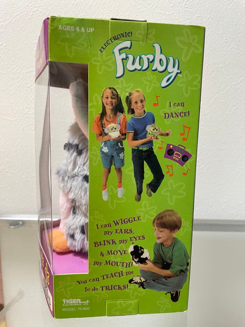 Furby 超レア未開封