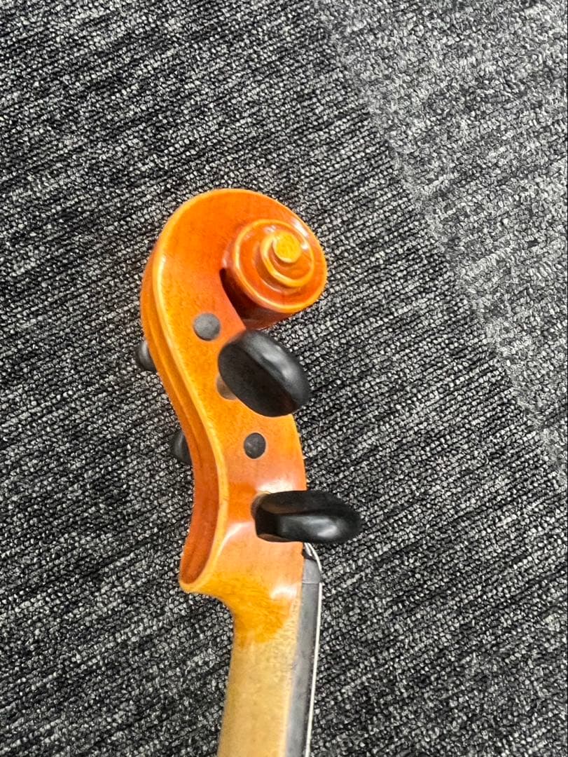 SUZUKI バイオリン　No. 330 1984年　1/2 スズキ　弦楽器