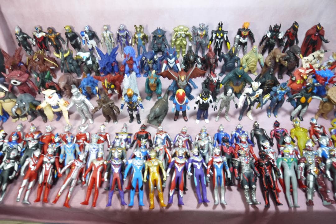 ウルトラヒーローシリーズ500　ウルトラ怪獣シリーズ500　ソフビ125体