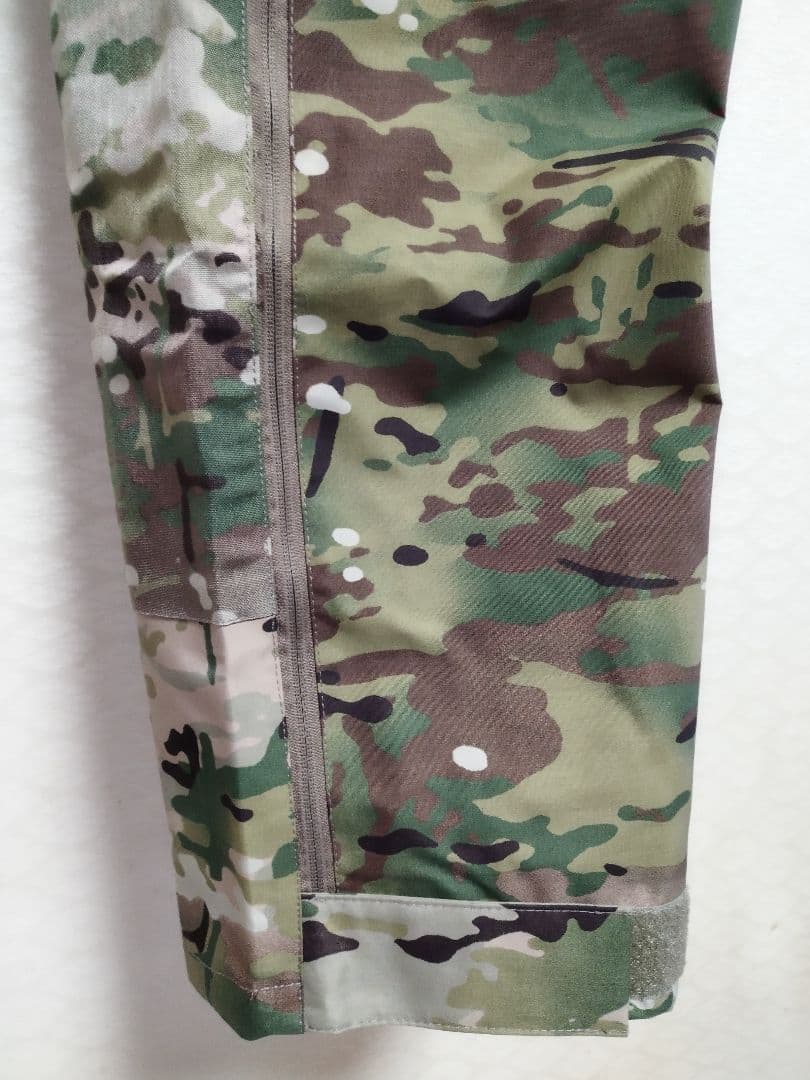 (4982)米軍放出ＡＰＥＣＳトラウザーマルチカム新品未使用　ゴアテックス
