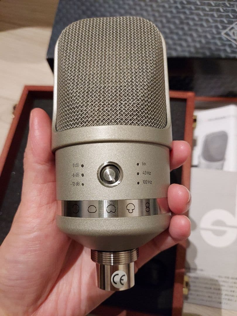 Neumann TLM107 コンデンサーマイク ショックマウント付 ノイマン