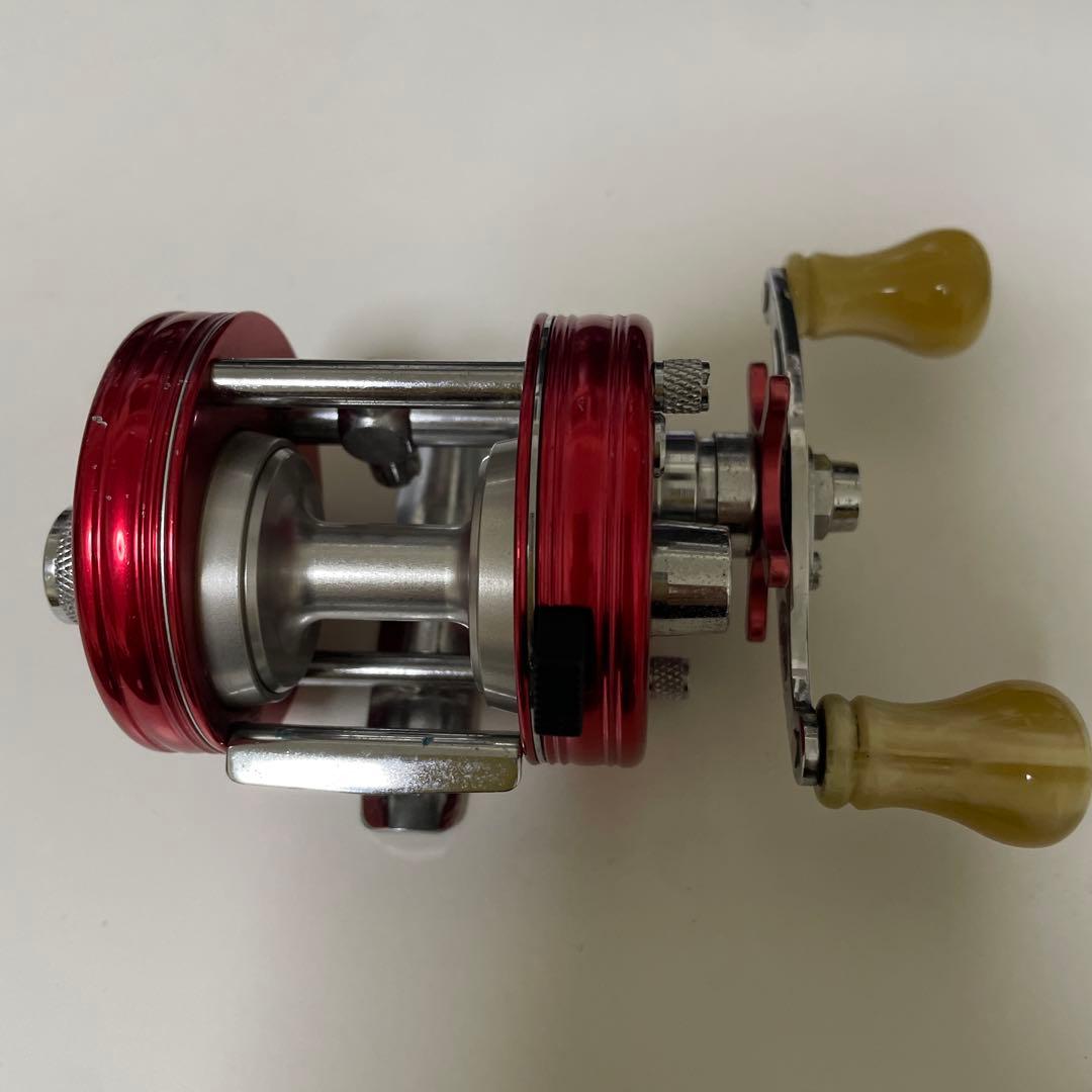 ABU 2500C （赤） アブ アンバサダー ノスタルジア　 070008