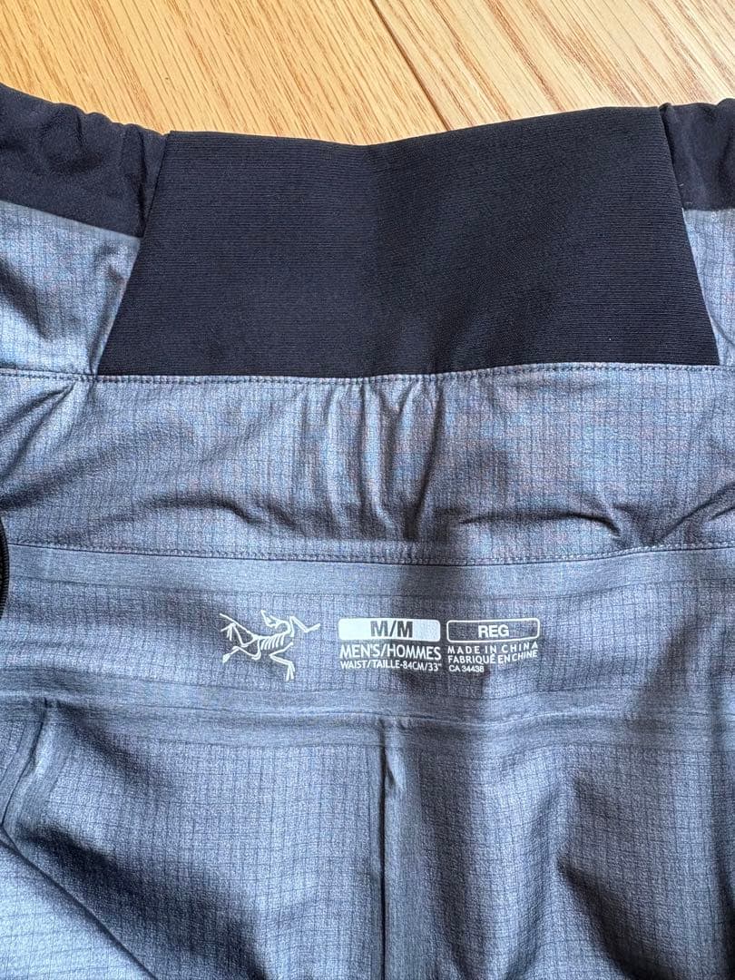 ARC'TERYX アークテリクス　ビブパンツ　Mサイズ