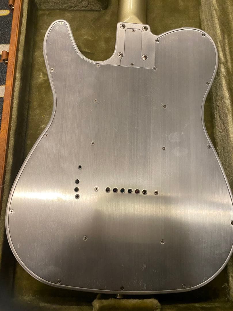 超激レア　history アルミボディ　ギター