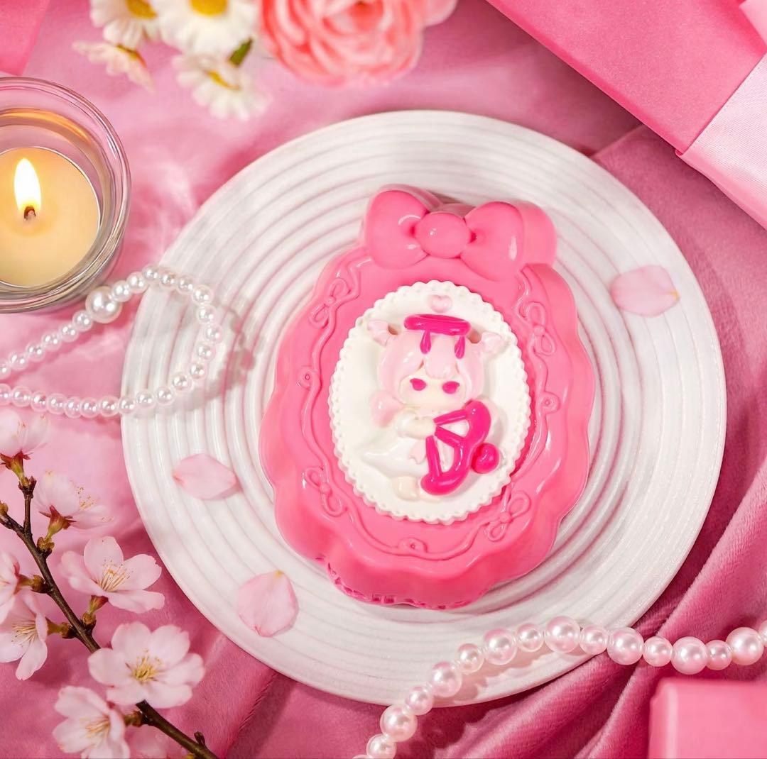 新品未開封　メロジョイ　Mellojoy バレンタイン限定　ヒカレアウ