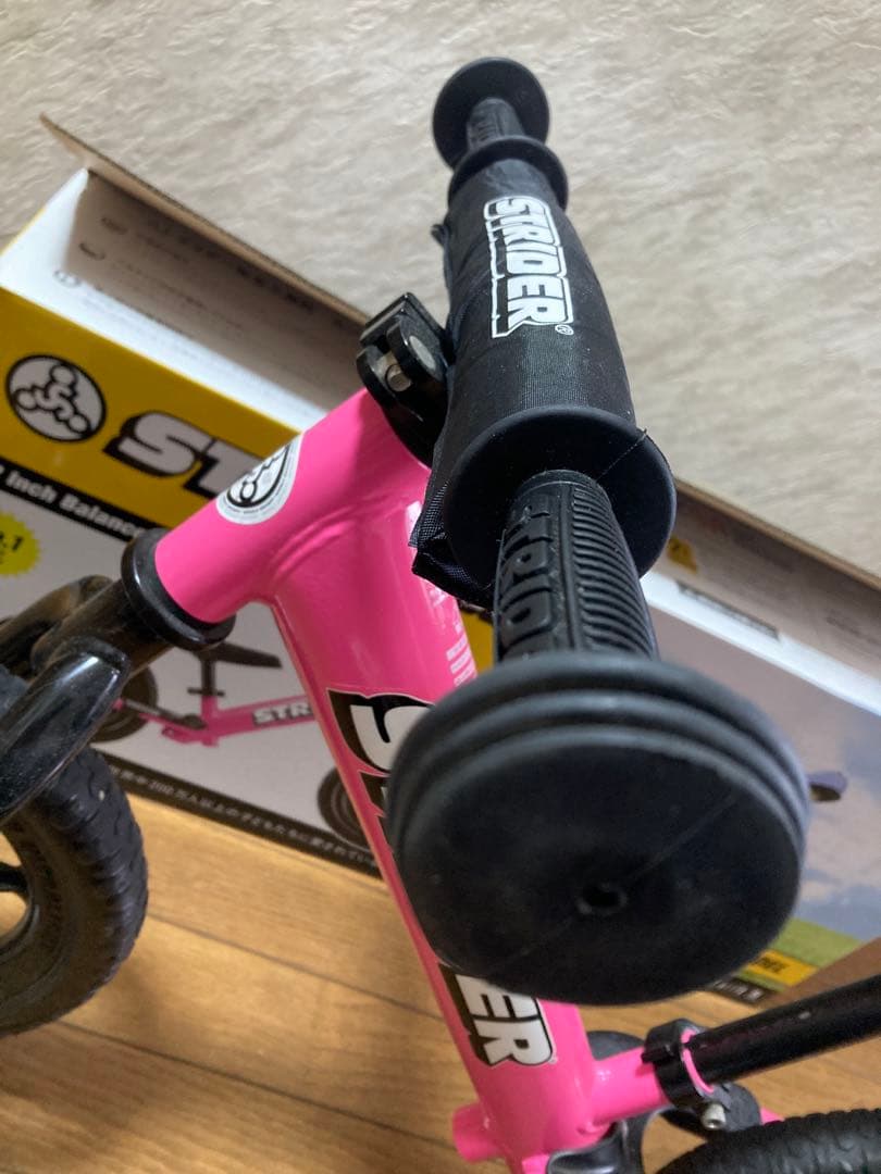 【使用回数少ない美品】ストライダー　ピンク