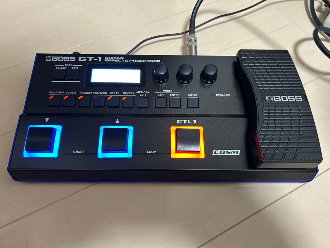 美品　BOSS GT-1 ギターエフェクター➕教科書