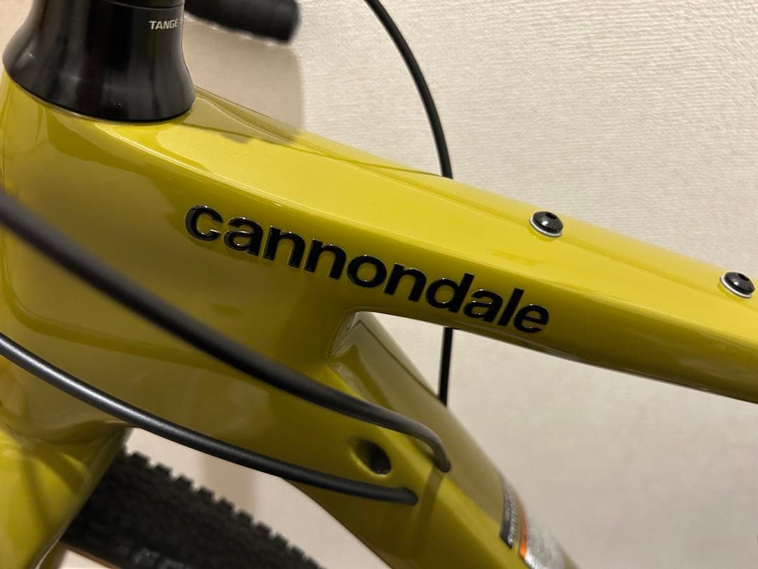 超美品　購入後半年以内　傷なし　cannondale トップストーンカーボン4