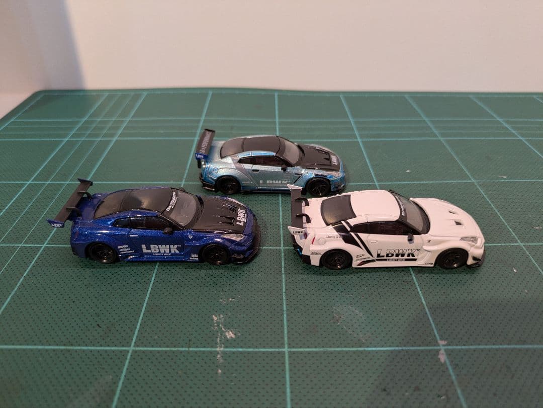 MINIGT 日産 GT-R 3台セット 299 209 135