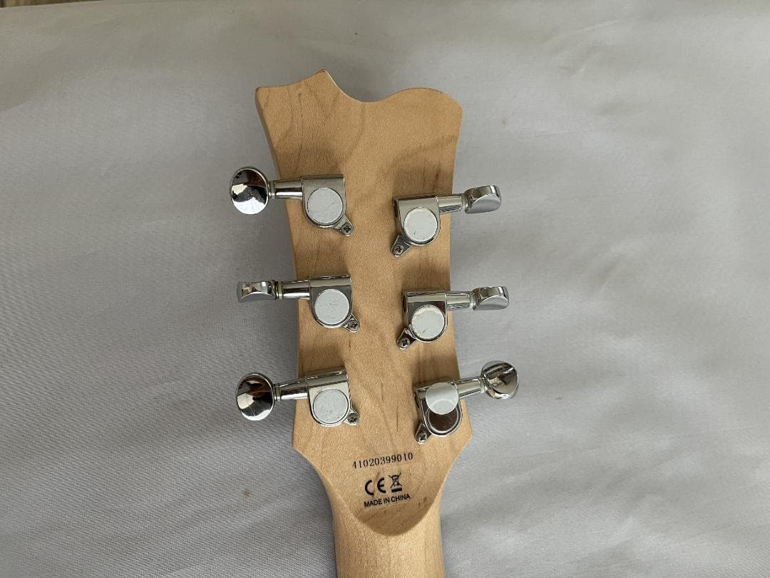 エレキギター　Aria　DM-1　サンバースト系　ソフトケース付