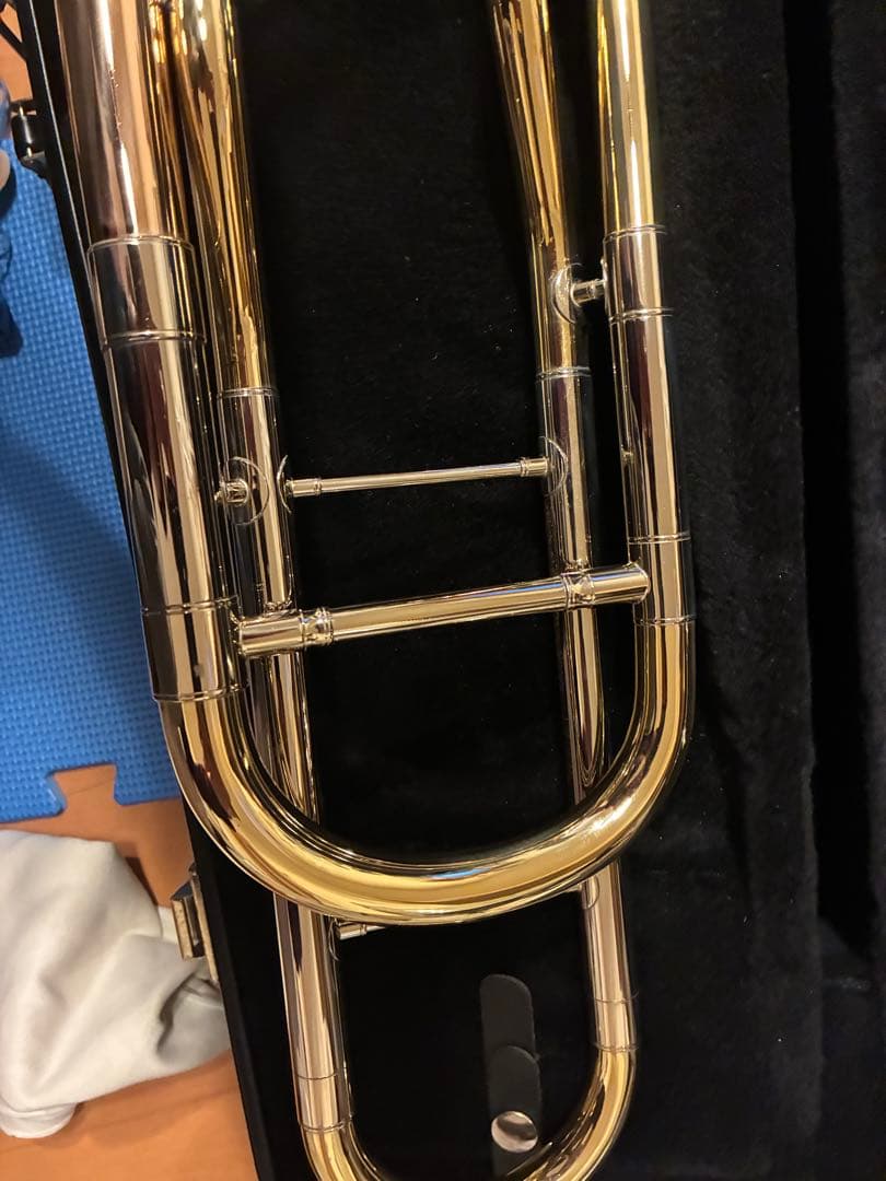 【値下げ中】C.G.CONN 88H オープンラップテナーバストロンボーン 本体