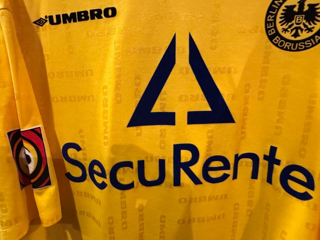 レア テニスボルシアベルリン ユニフォーム フットボール