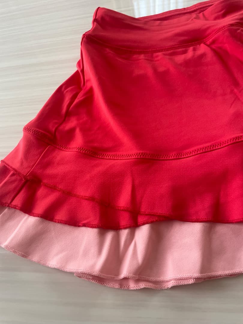 チェリー　新品・未使用‼️LIJA テニスセットアップ