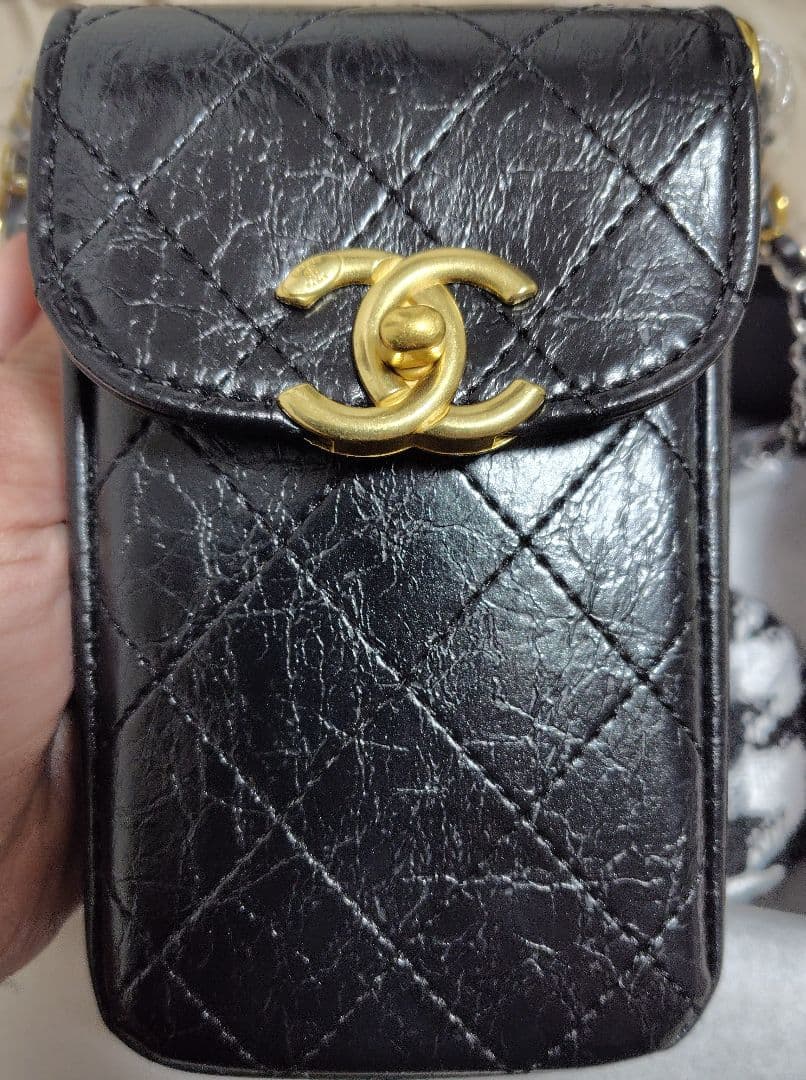 ♡CHANEL♡ スマホショルダーバッグ✨新品・未使用✨