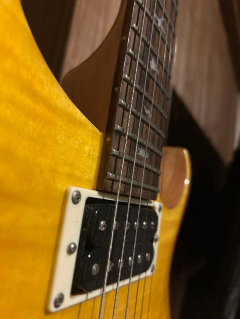 PRS SE Custom 22 Semi-Hollow イエロー