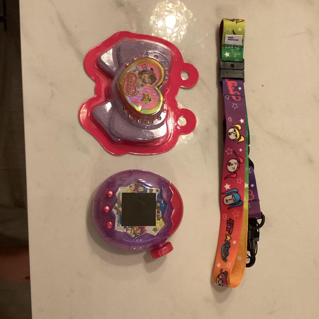 しなこちゃんと竹下パラダイスのコラボバージョンたまごっち ￼