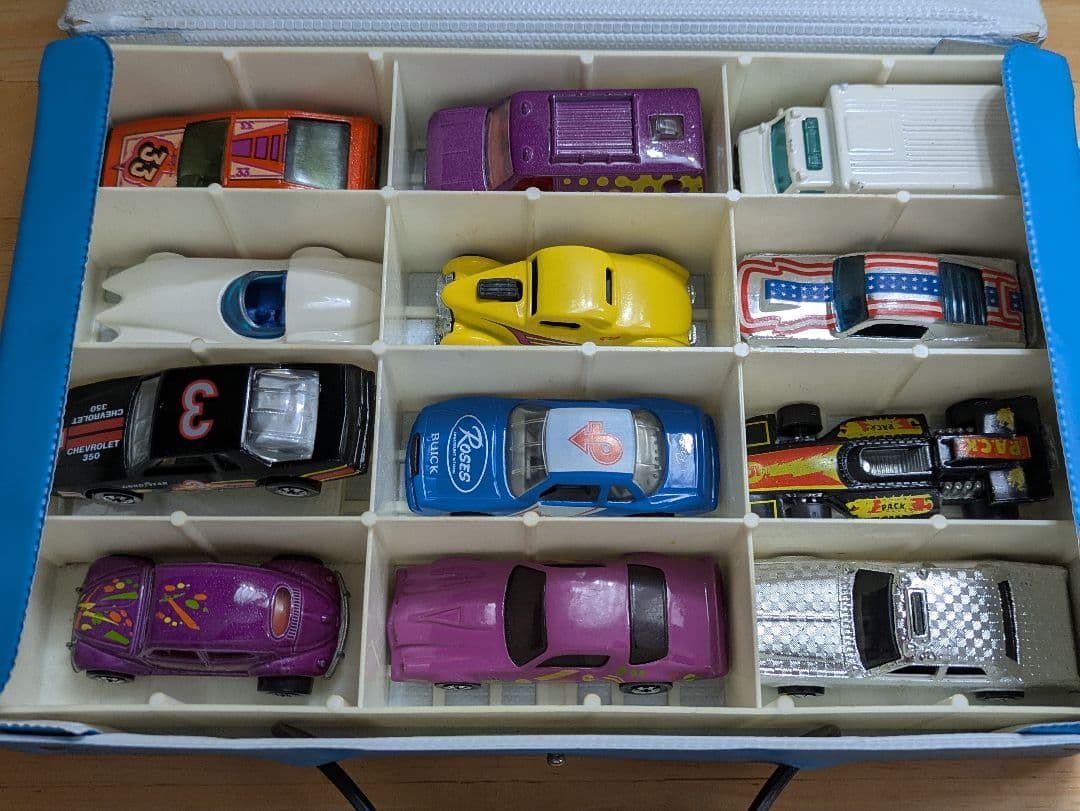 ビンテージ マテル ホットウィール 1980年製12台収納ケース （車両込み）