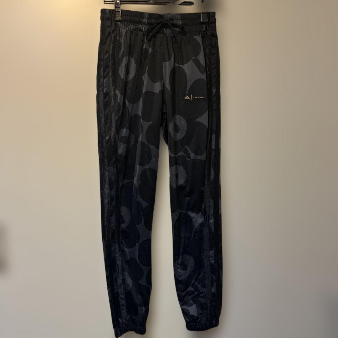 adidas marimekko コラボ ジャージパンツ　ウニッコ