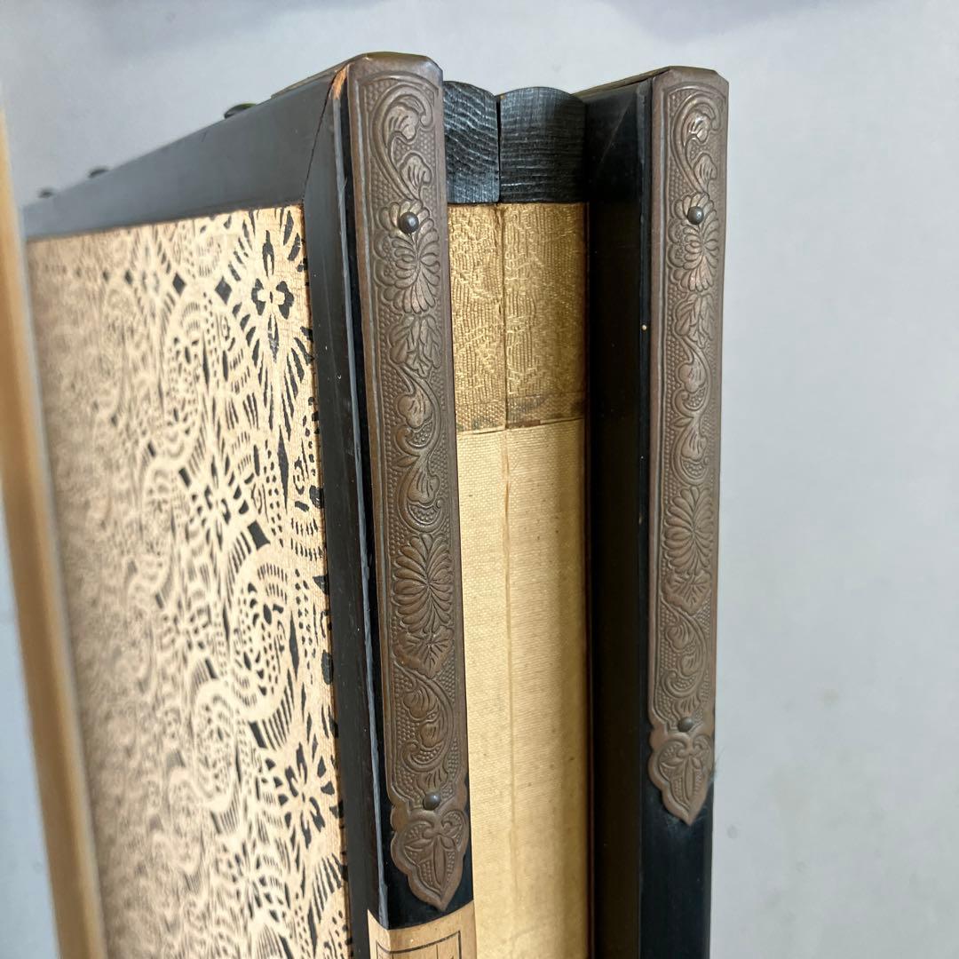 屏風 春湖 牡丹 絹本 引取品 年代物 時代物 美術品 アート